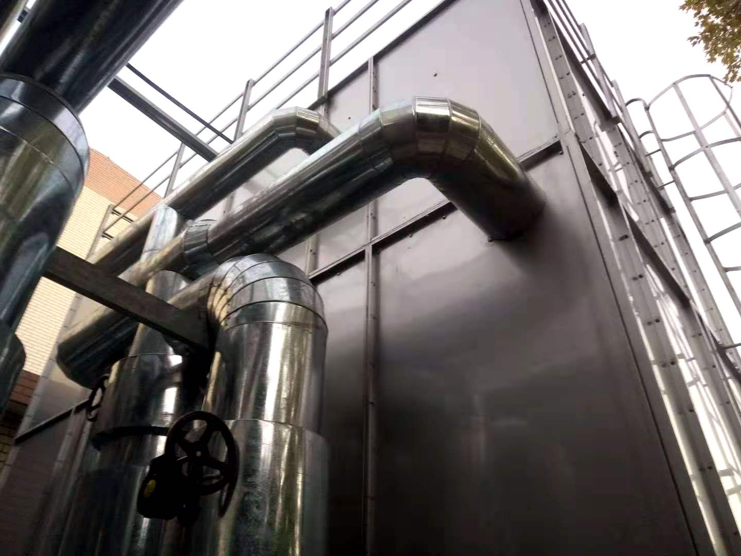 蒸汽<a href=http://www.lsahbz.com/e/tags/?tagname=%E9%98%80%E9%97%A8%E4%BF%9D%E6%B8%A9%E8%A1%A3 target=_blank class=infotextkey><a href=http://www.lsahbz.com/e/tags/?tagname=%E9%98%80%E9%97%A8%E4%BF%9D%E6%B8%A9 target=_blank class=infotextkey>閥門保溫</a>衣</a>